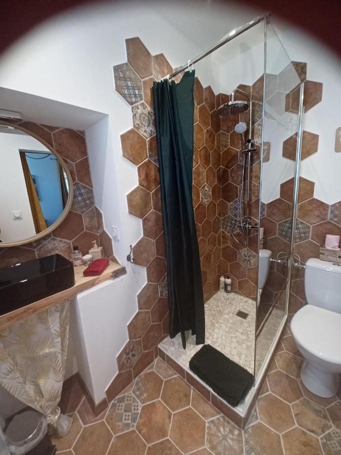 Chambre D'Hote Au Jardin Le Clos Des Vins D'Anges Сен-Пьер-де-Шан Экстерьер фото