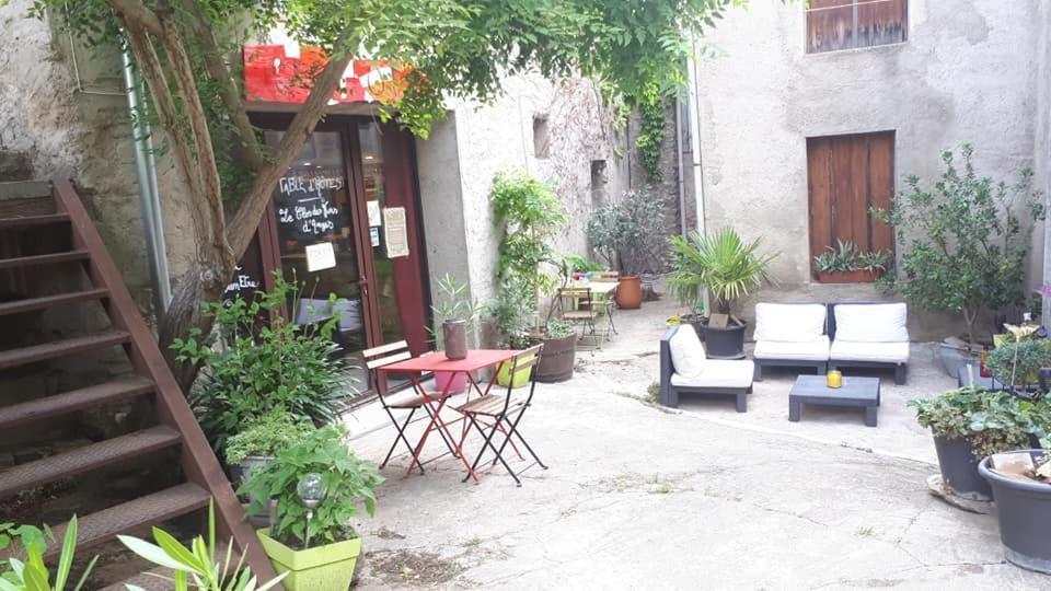Chambre D'Hote Au Jardin Le Clos Des Vins D'Anges Сен-Пьер-де-Шан Экстерьер фото